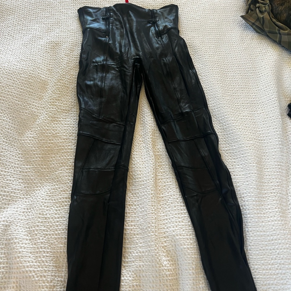 Spanx Faux Leather Moto Leggings size L